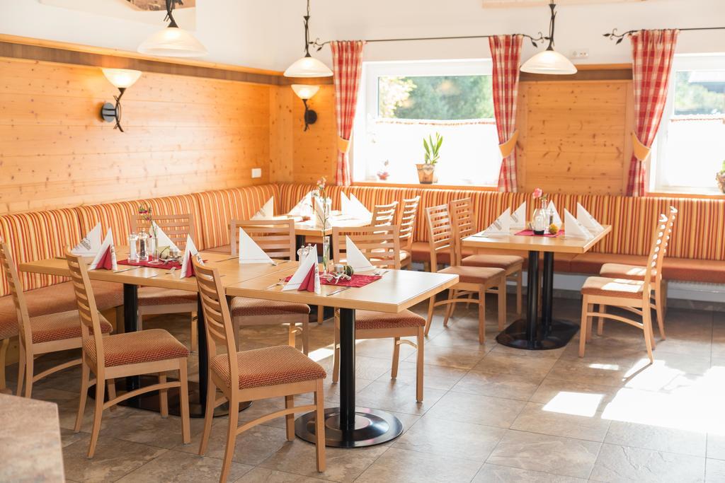 Landgasthof Alpenblick อัลเทนมาร์คท์ อิม พองเงา ภายนอก รูปภาพ