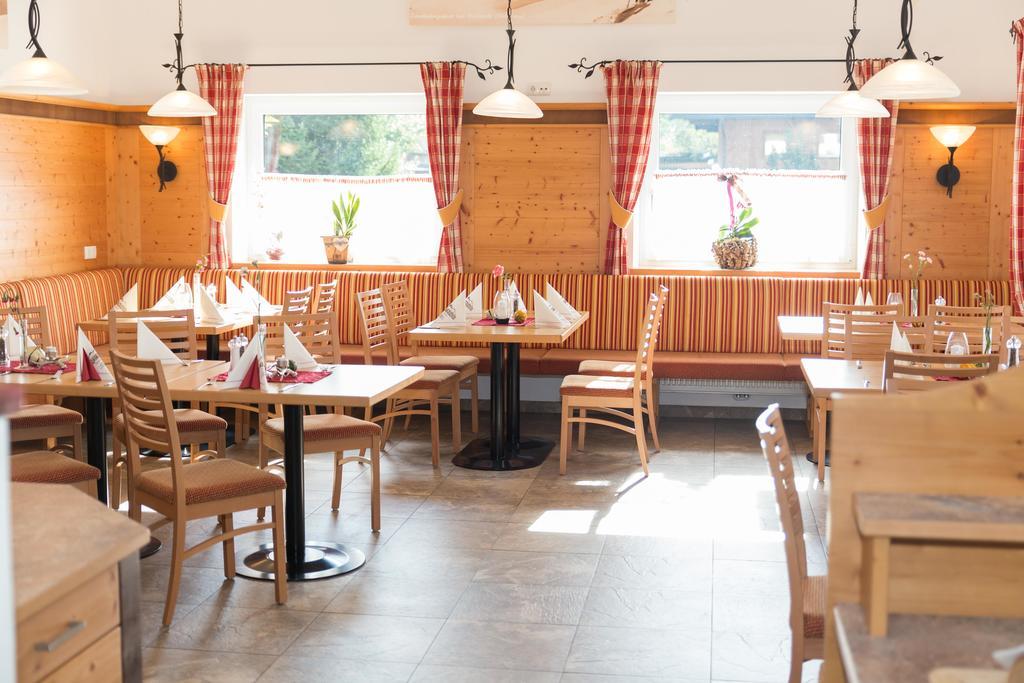 Landgasthof Alpenblick อัลเทนมาร์คท์ อิม พองเงา ภายนอก รูปภาพ